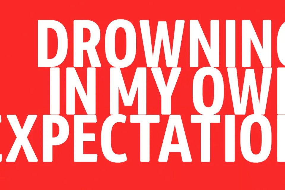 Earlgos Typeface
